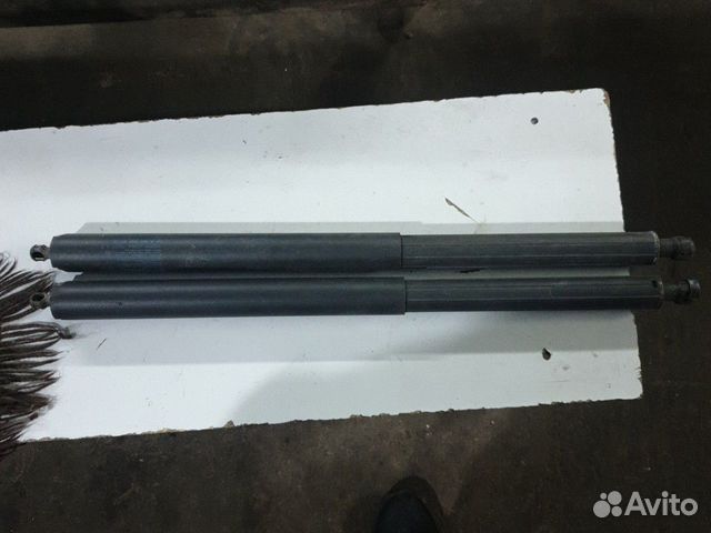 Амортизаторы крышки багажника мерседес w164