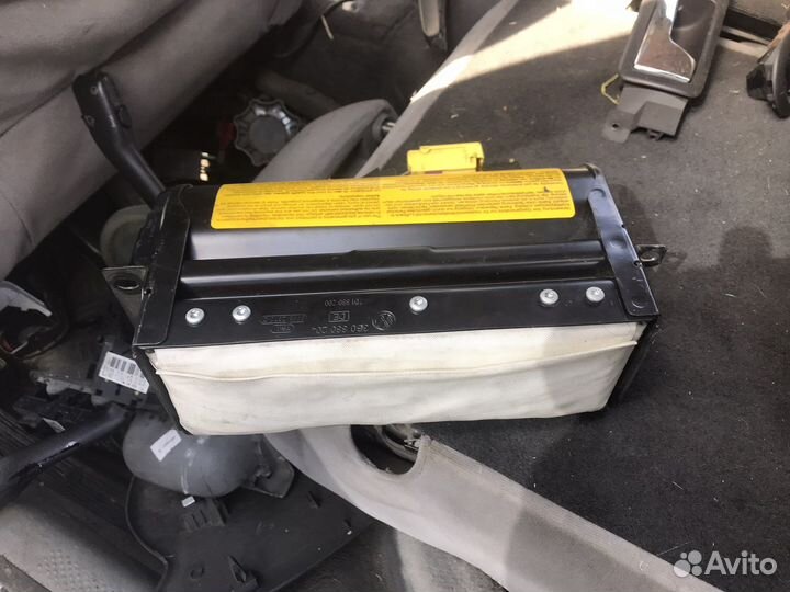 Подушка безопасности в торпеду VW Passat B5 2000