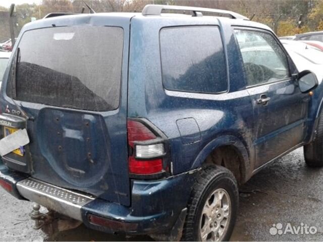 Разбор на запчасти Mitsubishi Pajero / Montero 200