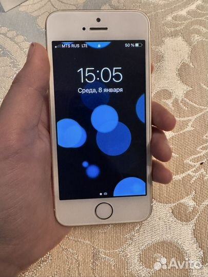 iPhone SE, 32 ГБ