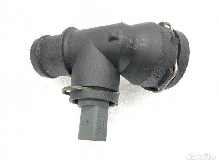 Фланец системы охлаждения Volkswagen Jetta 1K2 BXE