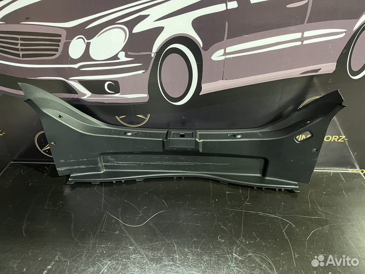 Обшивка пластик багажника мерседес w219