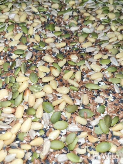 Орехи, смесь семян