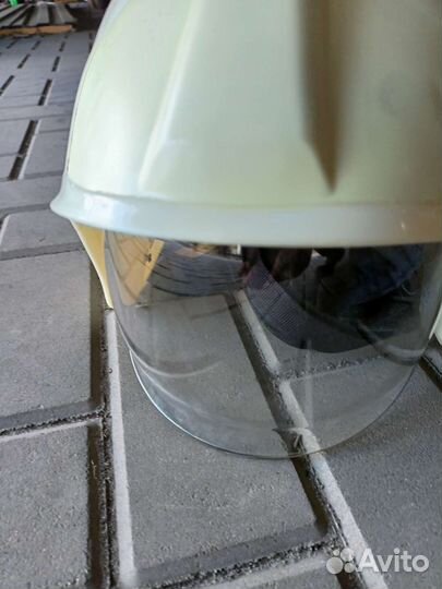 Шлем каска пожарного спасателя