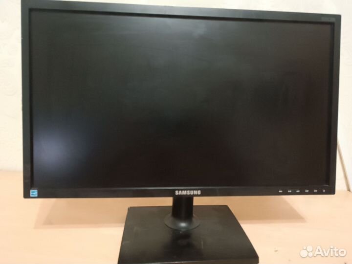 Монитор Samsung
