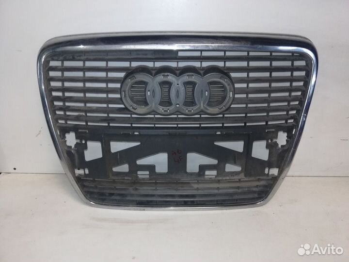 Решетка радиатора Audi A6 C6 4F