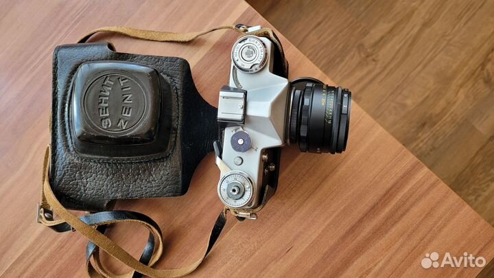 Пленочный фотоаппарат Зенит-Е