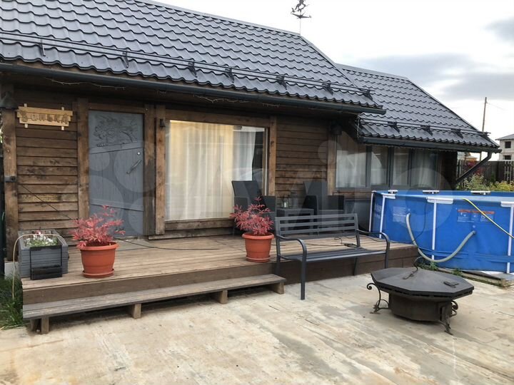 Дом 54 м² на участке 6,5 сот.