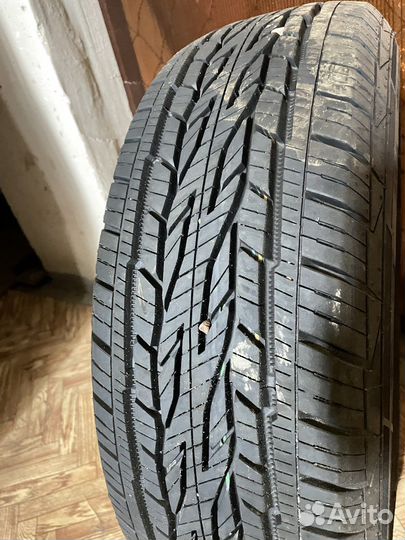 Continental ContiCrossContact LX2 215/65 R16