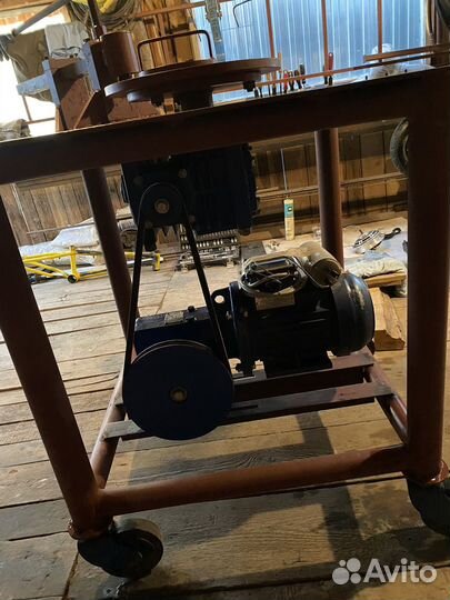 Стаонк для гнуть кренделя