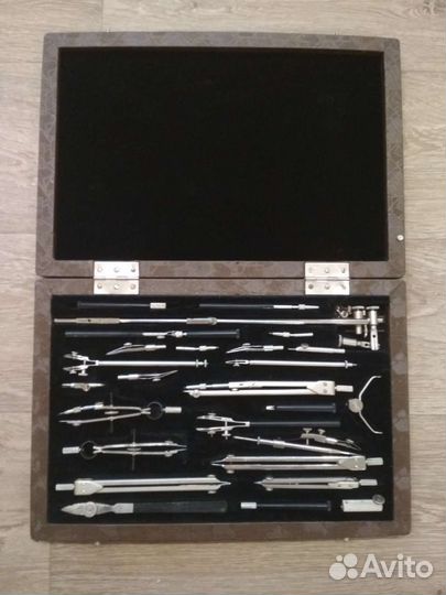 Готовальня СССР нчк-28-1