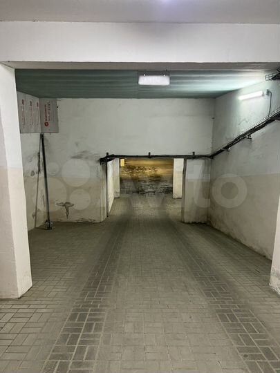 Машиноместо, 15 м²