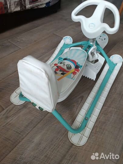 Детский снегокат со спинкой