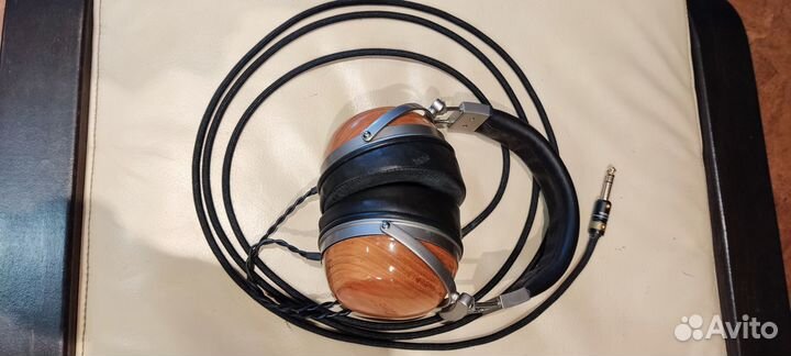 Наушники Denon D7000