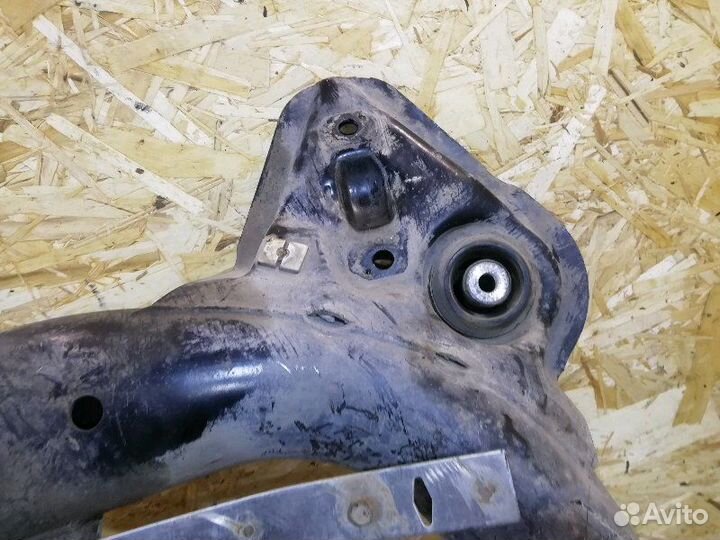 Балка подмоторная (подрамник ) Audi 100 C4 2.3