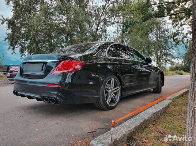 Диффузор Mercedes E-class w213 53 AMG + черные