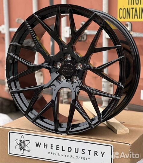 Кованые диски Audi Q8 R22 наличие