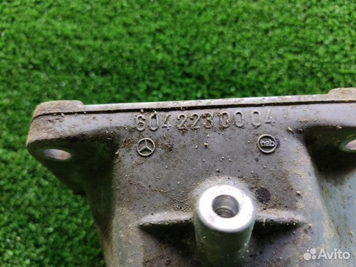 Кронштейн опоры двигателя Mercedes Clk Coupe C208