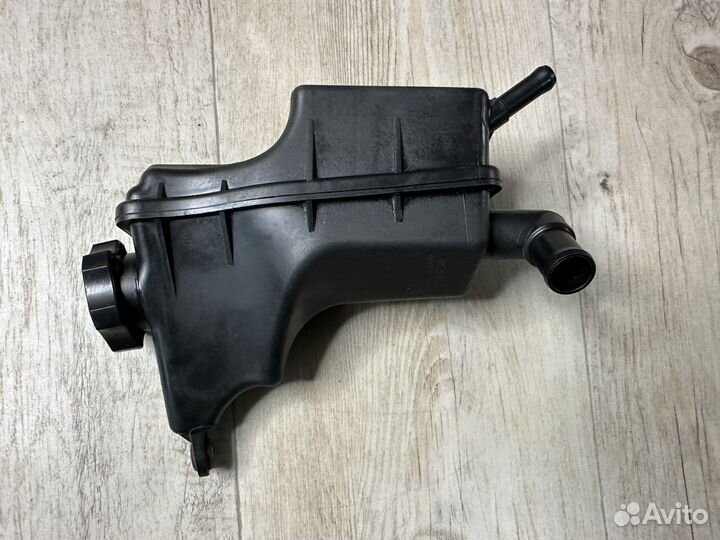 Бачок гидроусилителя руля Chevrolet Cruze