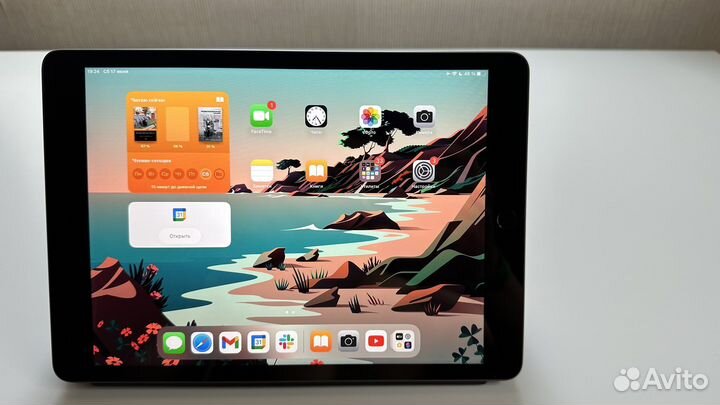 iPad 8 2020 wifi 32gb + чехол Apple