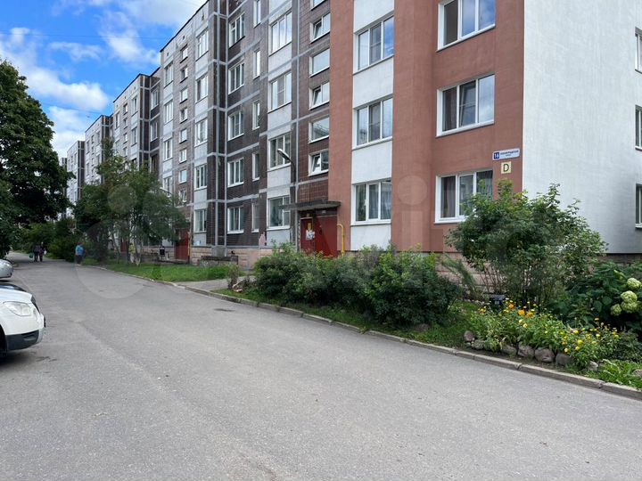 2-к. квартира, 53,3 м², 1/5 эт.