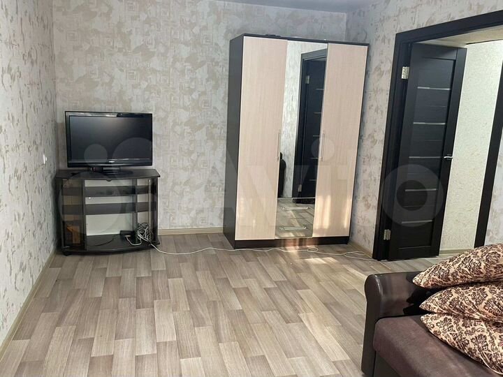 2-к. квартира, 40 м², 1/5 эт.