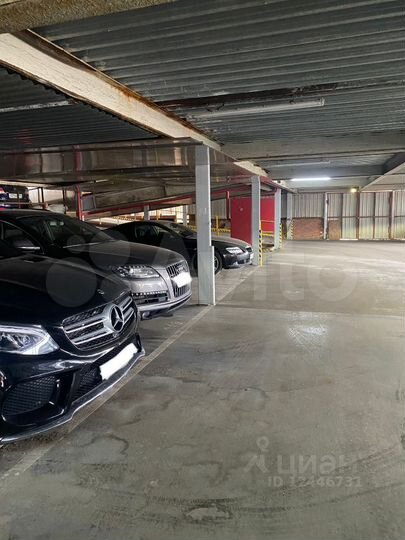 Машиноместо, 15 м²