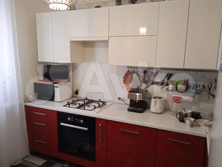 3-к. квартира, 64 м², 2/10 эт.