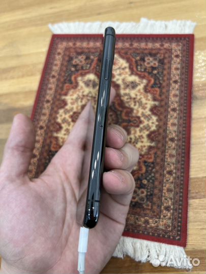Продам iPhone 11 pro 256