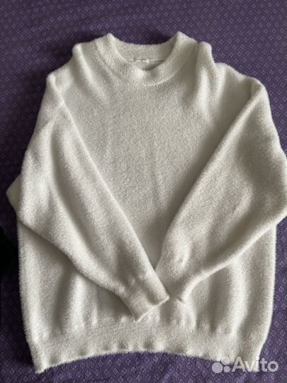 Свитер