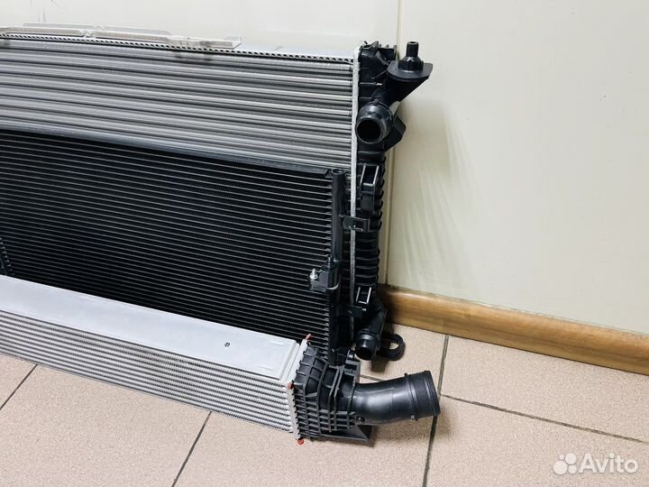 Радиатор охлаждения Audi A4 B8 A5 8T Q5 8R 1.8 2.0