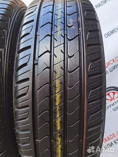 Goodyear EfficientGrip SUV 215/60 R17 96H