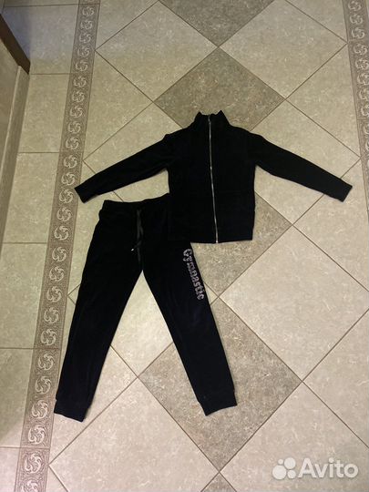 Спортивный костюм для девочки