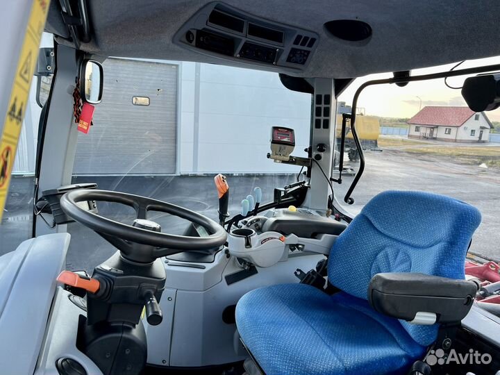 Трактор New Holland T7060, 2016