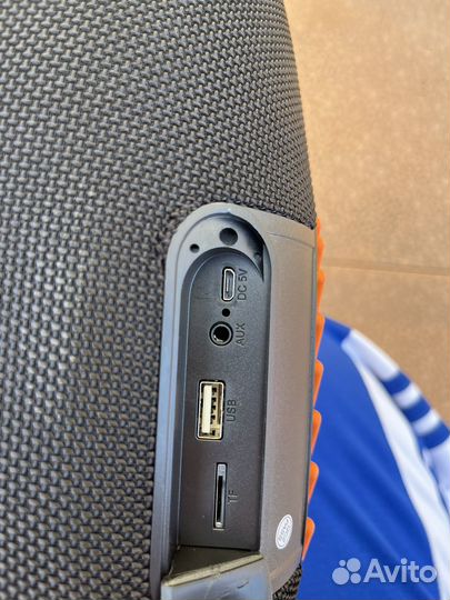 Колонка jbl boombox 3