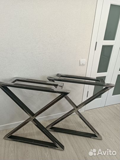 Металлическое подстолье лофт