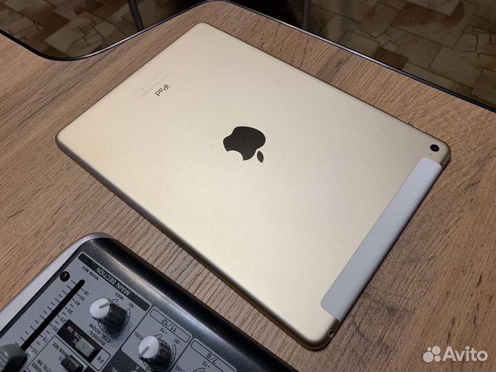 Apple iPad Air 2 (16Gb, Wi-Fi + Cellular, gold)