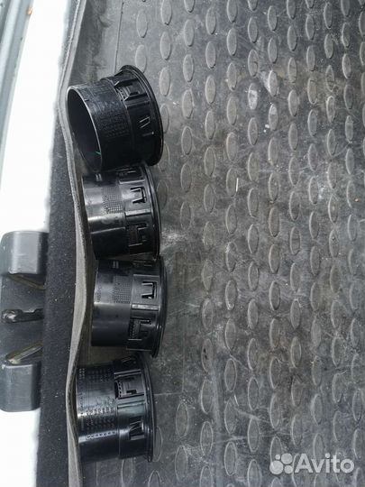 Дефлекторы воздуховода на renault duster