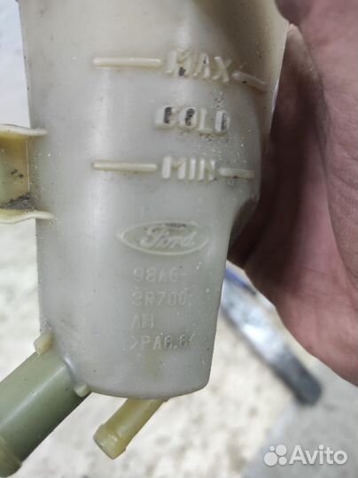 Бачок гидроусилителя руля Ford Focus 1