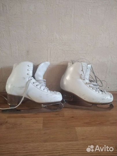 Коньки фигурные