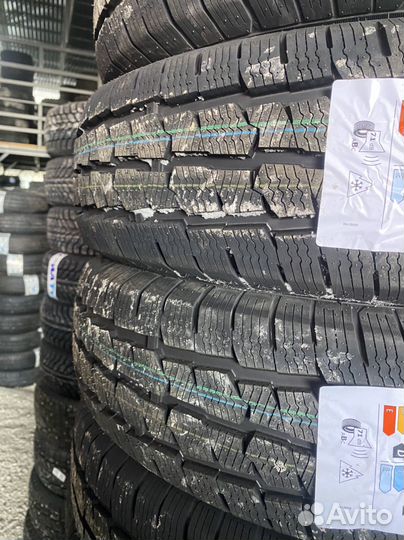 Roadmarch Snowrover 989 205/75 R16C 110R