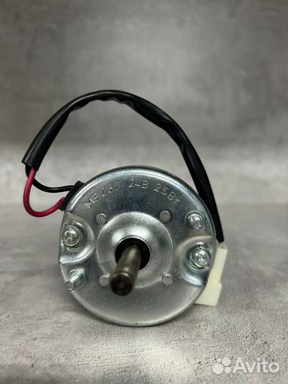 Электродвигатель отопителя 24V