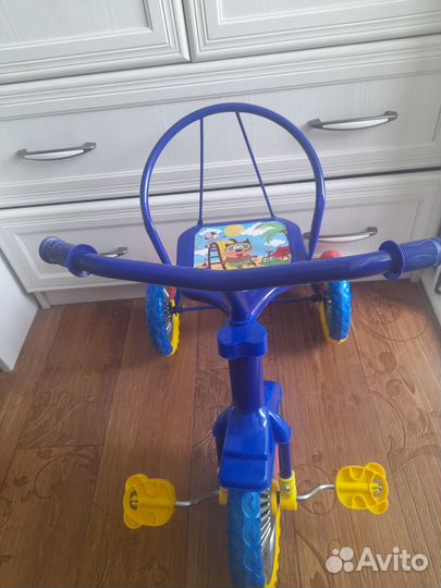 Детский трехколесный велосипед