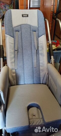 Продам детскую инвалидную коляску