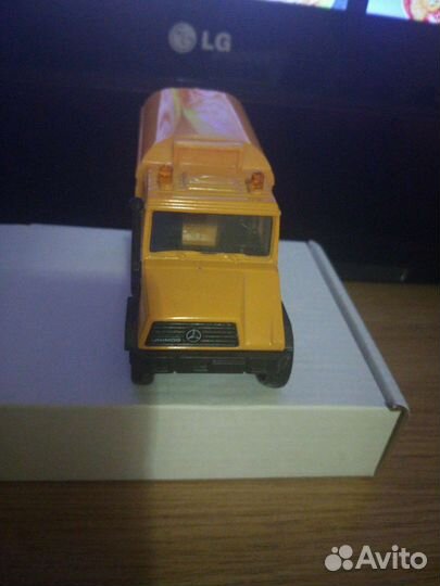 Модель грузовика