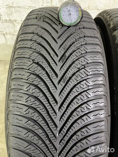 Michelin Alpin 5 215/65 R17