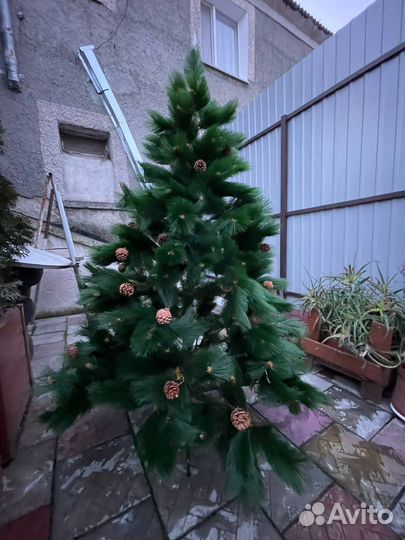 Искусственная елка