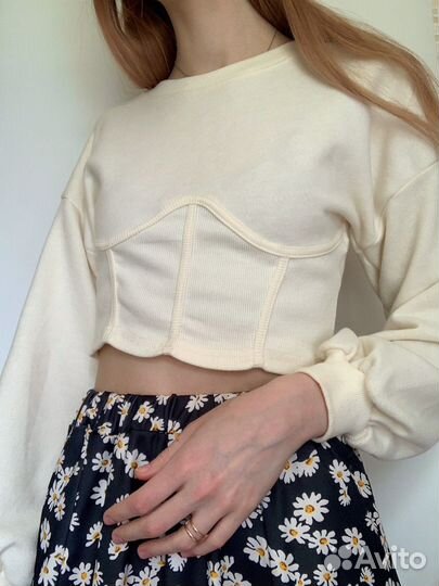 Кофта женская молочная