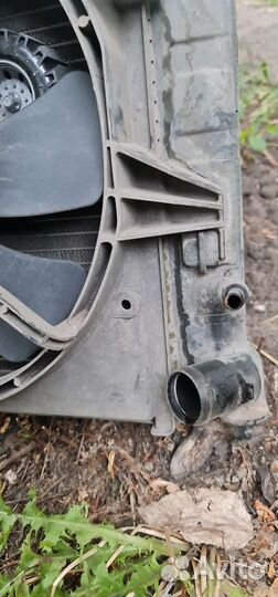 Радиатор основной на Mazda MPV 2