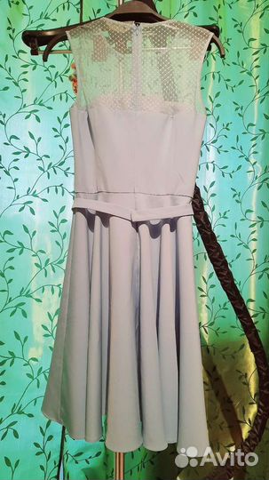 Платье праздничное